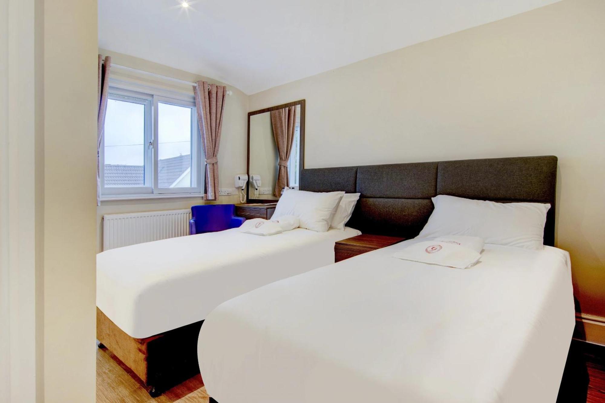 Oyo The Gissons Hotel Exminster Extérieur photo